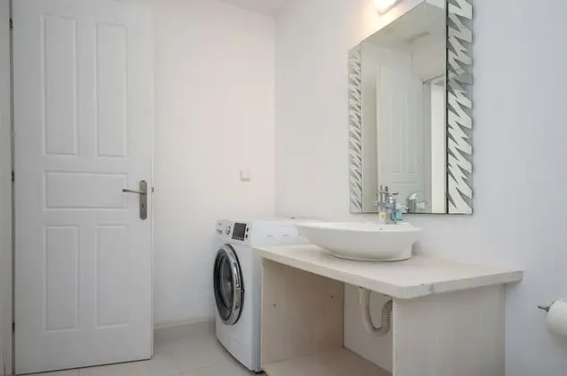 Apartment, Jetted Tub (B2)