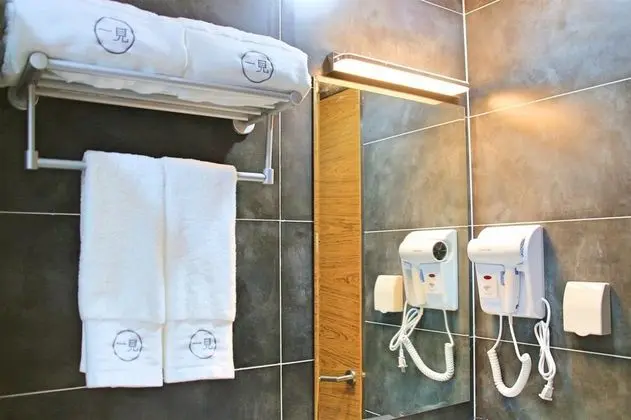 Design Tek Büyük Yataklı Oda
