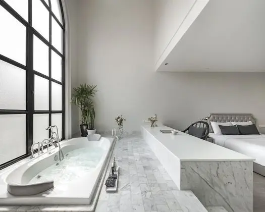 Executive Jacuzzi