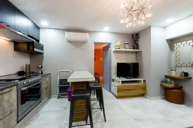 Apart Daire, 1 Büyük (Queen) Boy Yatak ve Çekyat