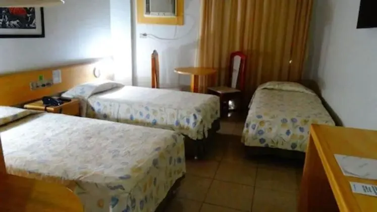 Standard Üç Kişilik Oda