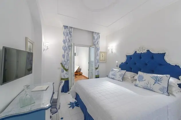 Deluxe Tek Büyük Yataklı Oda, Teras, Deniz Manzaralı