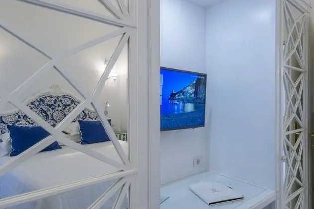 Standard Tek Büyük Yataklı Oda (con terrazza in comune)