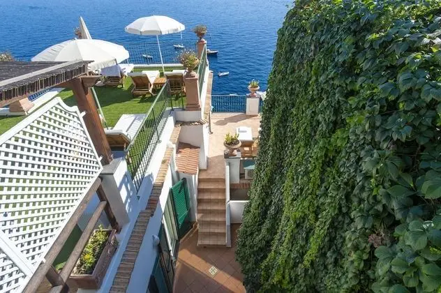 Standard Tek Büyük Yataklı Oda (con terrazza in comune)