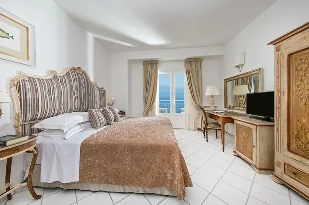 Superior Tek Büyük Yataklı Oda, Balkon, Deniz Manzaralı