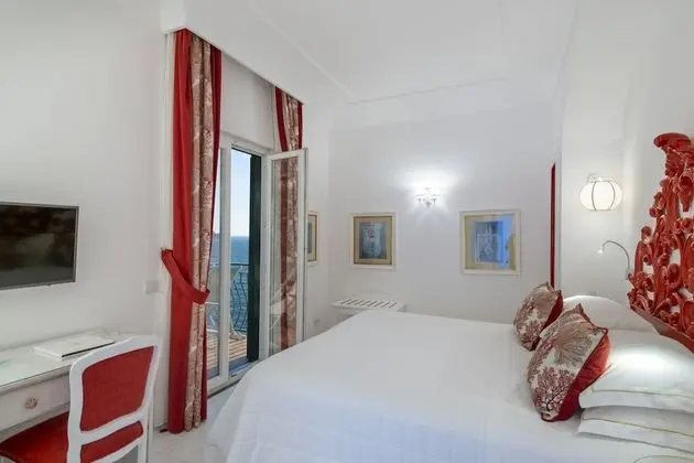 Superior Tek Büyük Yataklı Oda, Balkon, Deniz Manzaralı