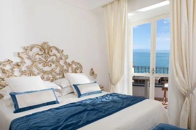Superior Tek Büyük Yataklı Oda, Balkon, Deniz Manzaralı
