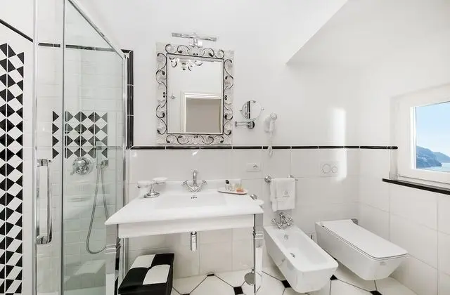 Superior Tek Büyük Yataklı Oda, Balkon, Deniz Manzaralı