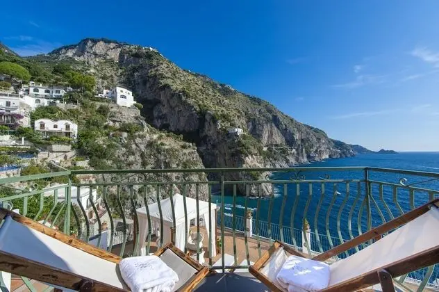 Superior Tek Büyük Yataklı Oda, Balkon, Deniz Manzaralı