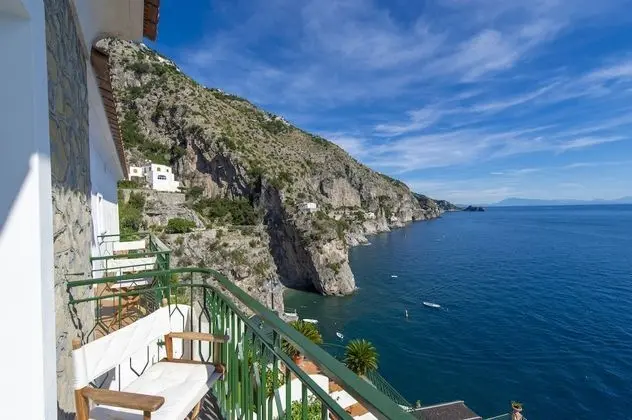 Superior Tek Büyük Yataklı Oda, Balkon, Deniz Manzaralı