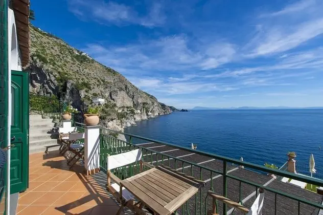 Superior Tek Büyük Yataklı Oda, Balkon, Deniz Manzaralı