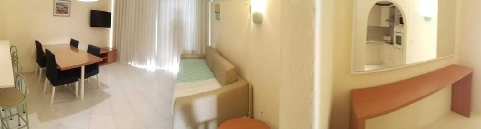 Apart Daire, 1 Yatak Odası, Havuz Manzaralı