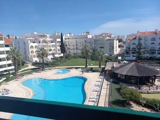 Apart Daire, 1 Yatak Odası, Havuz Manzaralı