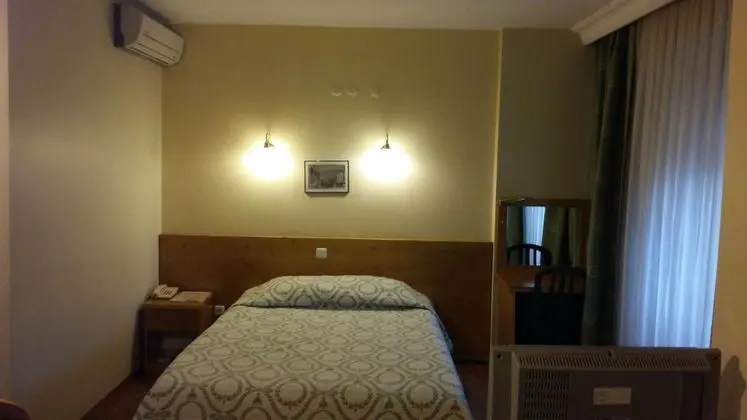 Standart Oda, Şehir Manzaralı