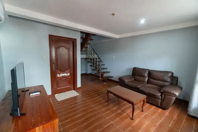 Deluxe Group Room (Duplex Room)