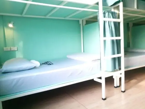 10-Bed Male Dormitory with Shared Bathroom