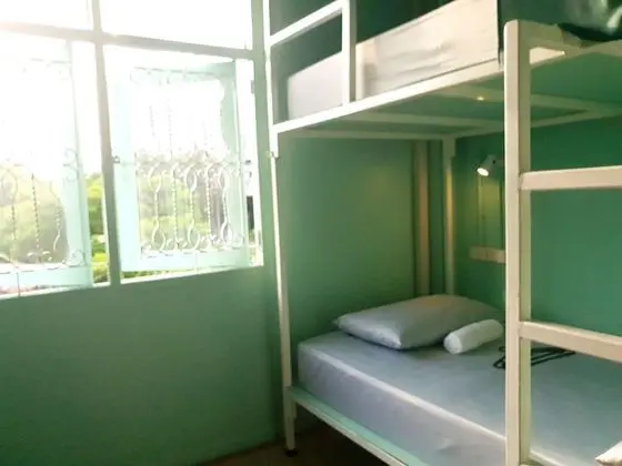 10-Bed Male Dormitory with Shared Bathroom
