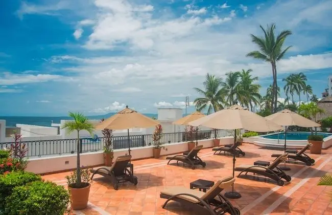 1 Bedroom Apartment Ocean View