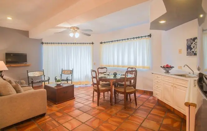 2 Bedroom Apartment City View