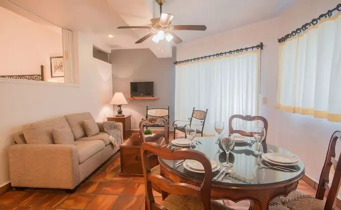 2 Bedroom Apartment City View