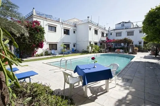 Oda, 1 Yatak Odası, Sigara İçilebilir, Balkon