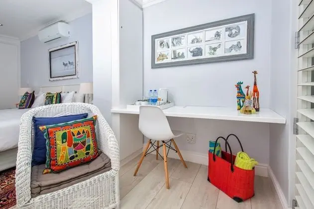 Luxury Tek Büyük veya İki Ayrı Yataklı Oda, 1 En Büyük (King) Boy Yatak, Bahçe Manzaralı, Bahçeli