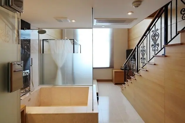 Loft Suite