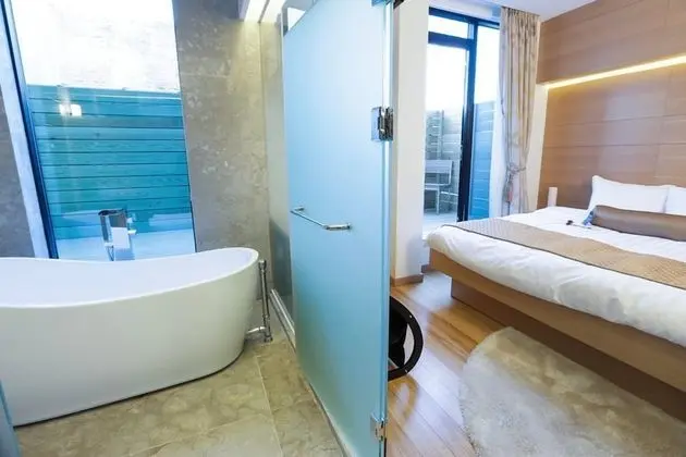 Oda, 1 En Büyük (King) Boy Yatak (with Spa Bath)