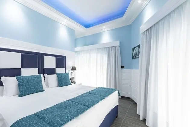 Luxury Üç Kişilik Oda