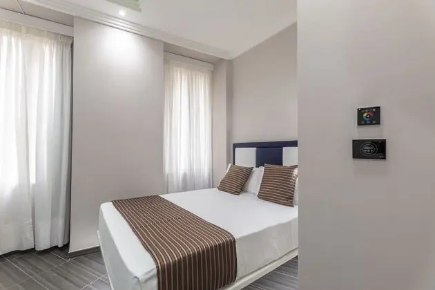 Standard Tek Büyük Yataklı Oda