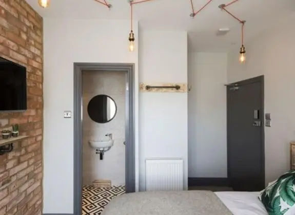 Tek Büyük Yataklı Oda (room 3)
