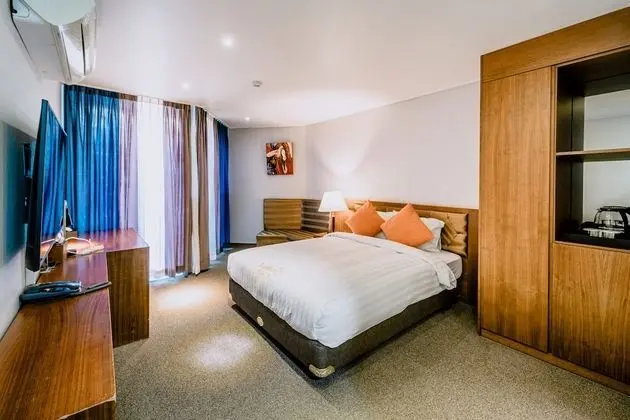 Standard Tek Büyük Yataklı Oda