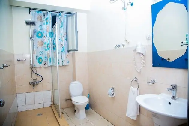 Standard Tek Büyük Yataklı Oda