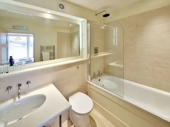 İki Ayrı Yataklı Oda, Banyolu/Duşlu (Plus Bath)