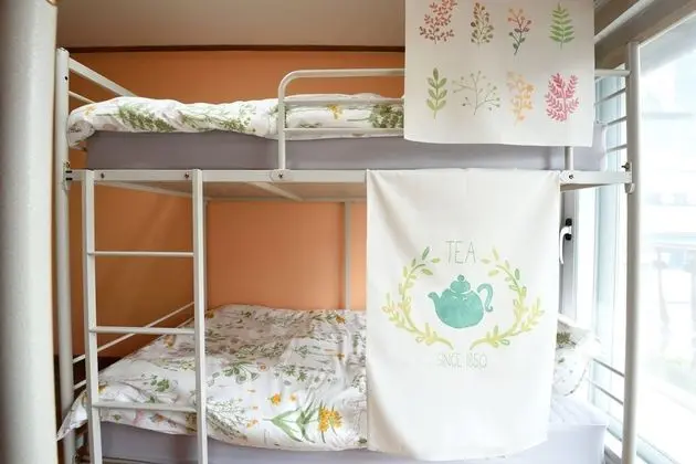 Ortak Ranzalı Oda, Sadece kadınlar için (4-bed)