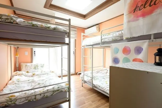 Ortak Ranzalı Oda, Sadece kadınlar için (4-bed)