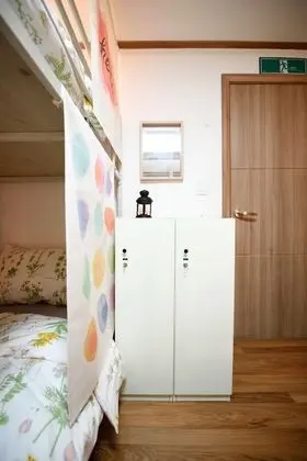 Ortak Ranzalı Oda, Sadece kadınlar için (4-bed)