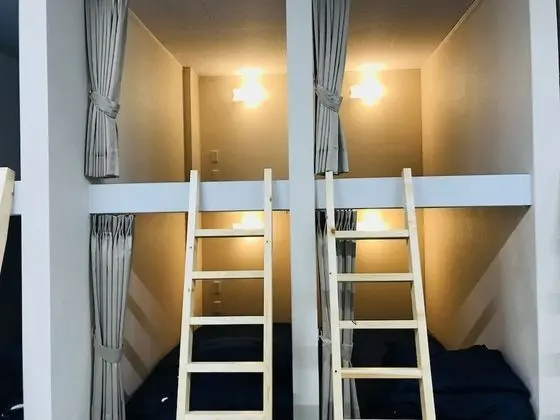 Standard Ortak Ranzalı Oda, Karma Ranzalı Oda, Sigara İçilmez, Şehir Manzaralı