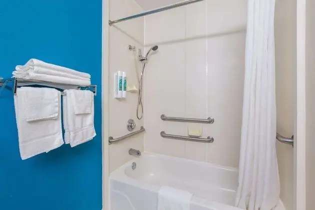 Stüdyo, 1 Büyük (Queen) Boy Yatak, Küçük Mutfak