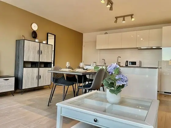 Apart Daire, 2 Yatak Odası, Balkon