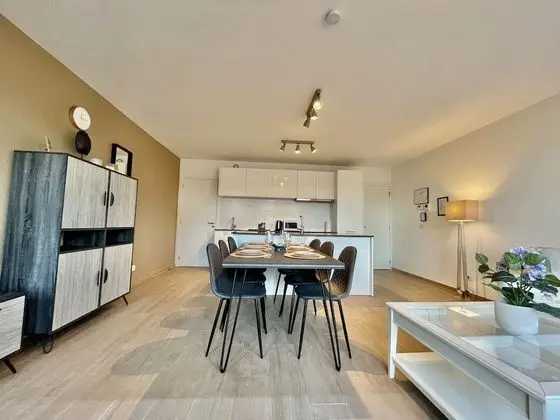 Apart Daire, 2 Yatak Odası, Balkon