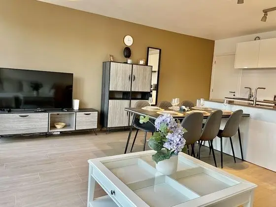 Apart Daire, 2 Yatak Odası, Balkon