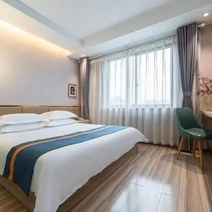 Deluxe Tek Büyük Yataklı Oda