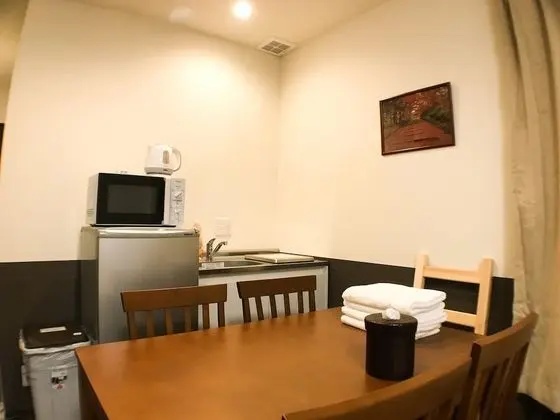 Ev (1st Floor)