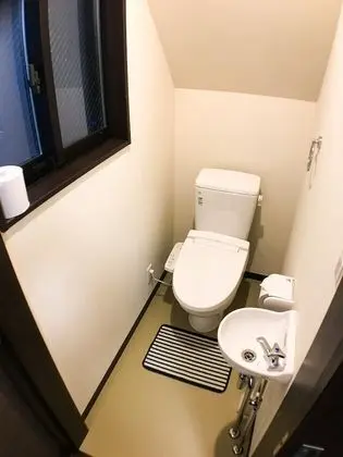 Ev (1st Floor)