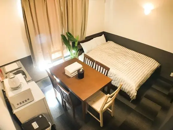 Ev (2nd Floor)