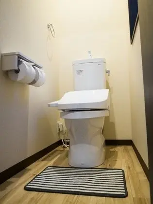 Ev (2nd Floor)