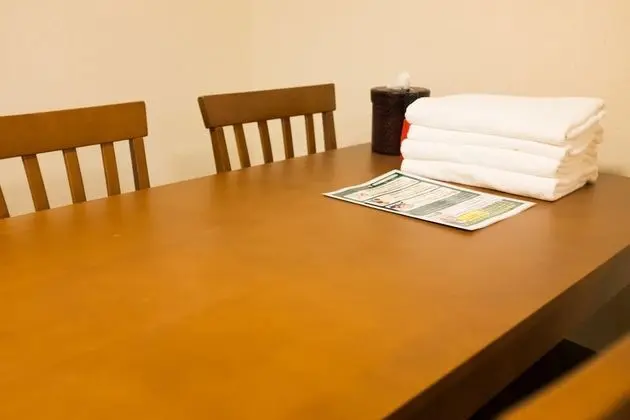 Ev (2nd Floor)