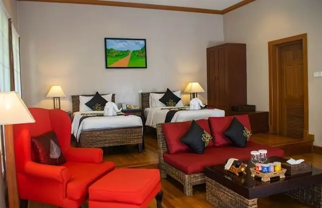 Deluxe Tek Büyük veya İki Ayrı Yataklı Oda