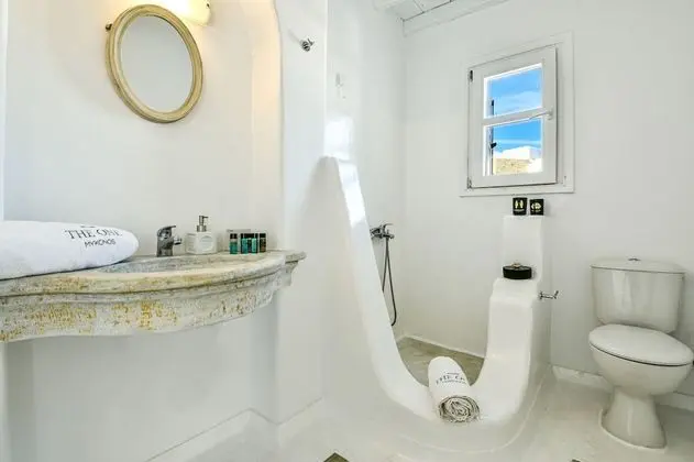 Signature Suite (Sea view, 4 guests)